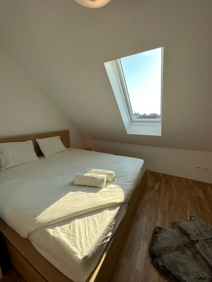Contemporary Apartment With Stunning Views 20 Vienna Exterior photo